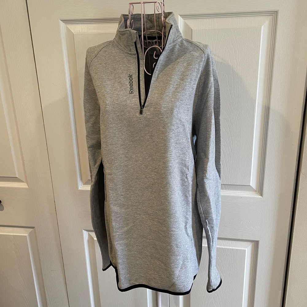Reebok Sweatshirt